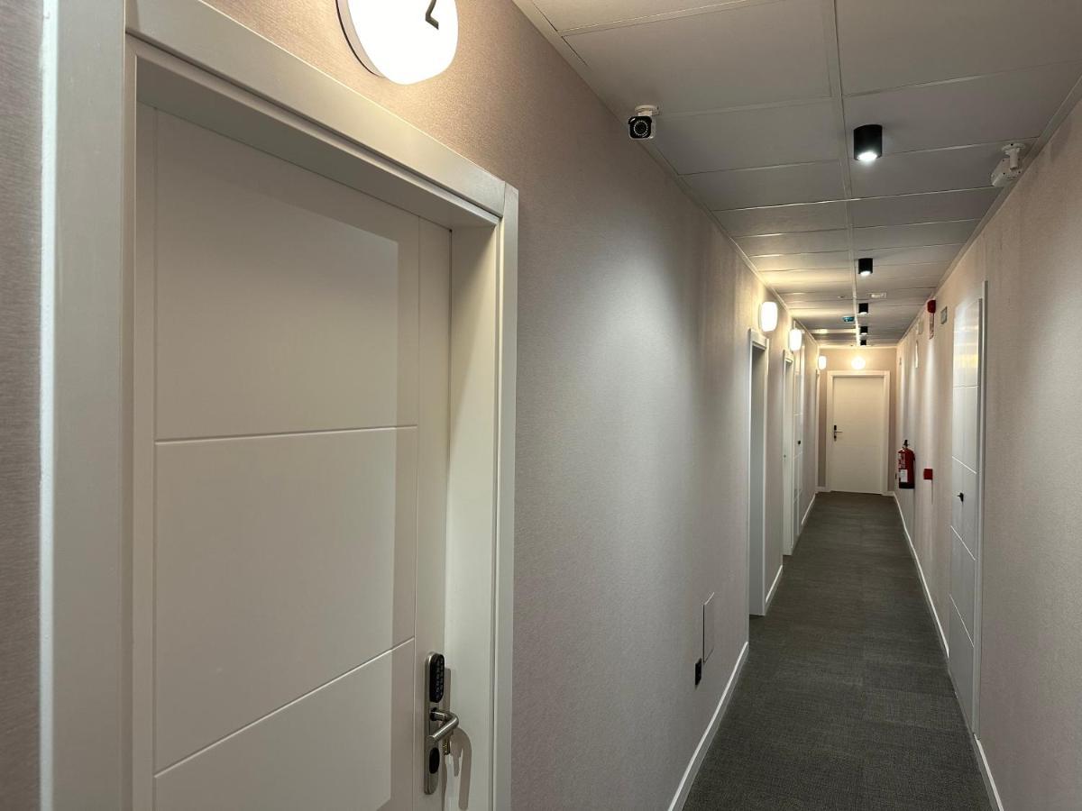 Cc Opera Suites Madrid Buitenkant foto