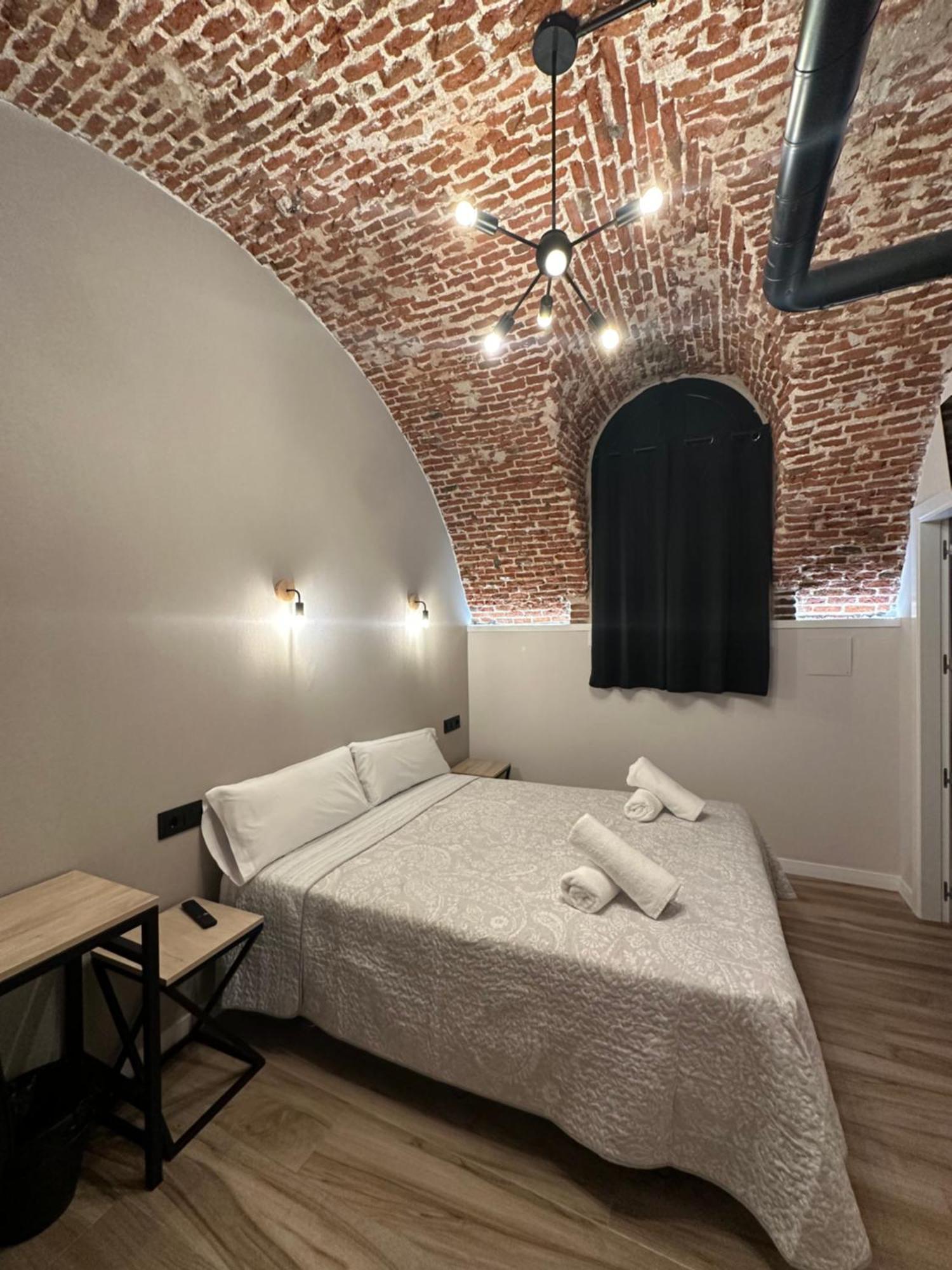 Cc Opera Suites Madrid Buitenkant foto