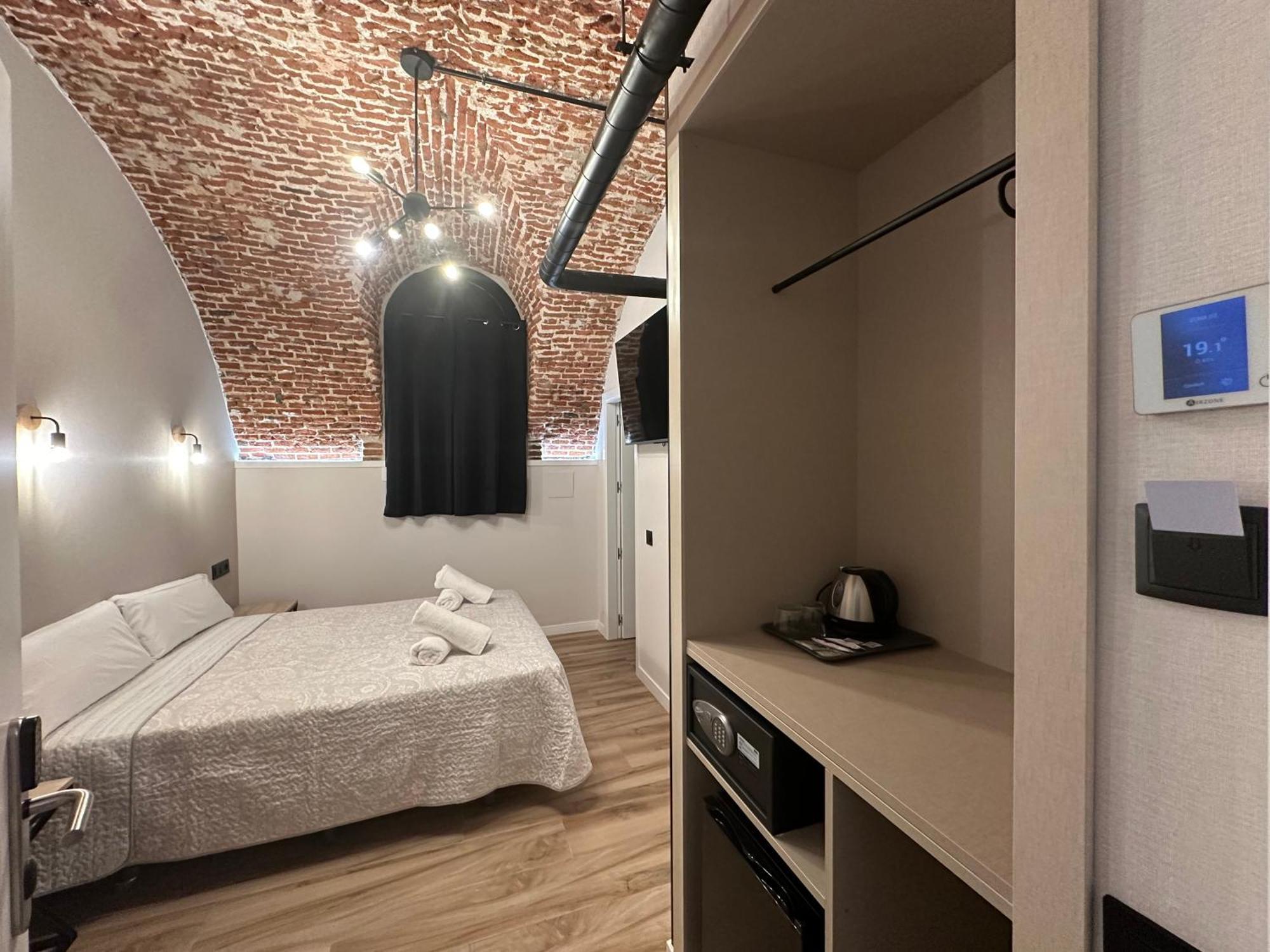 Cc Opera Suites Madrid Buitenkant foto