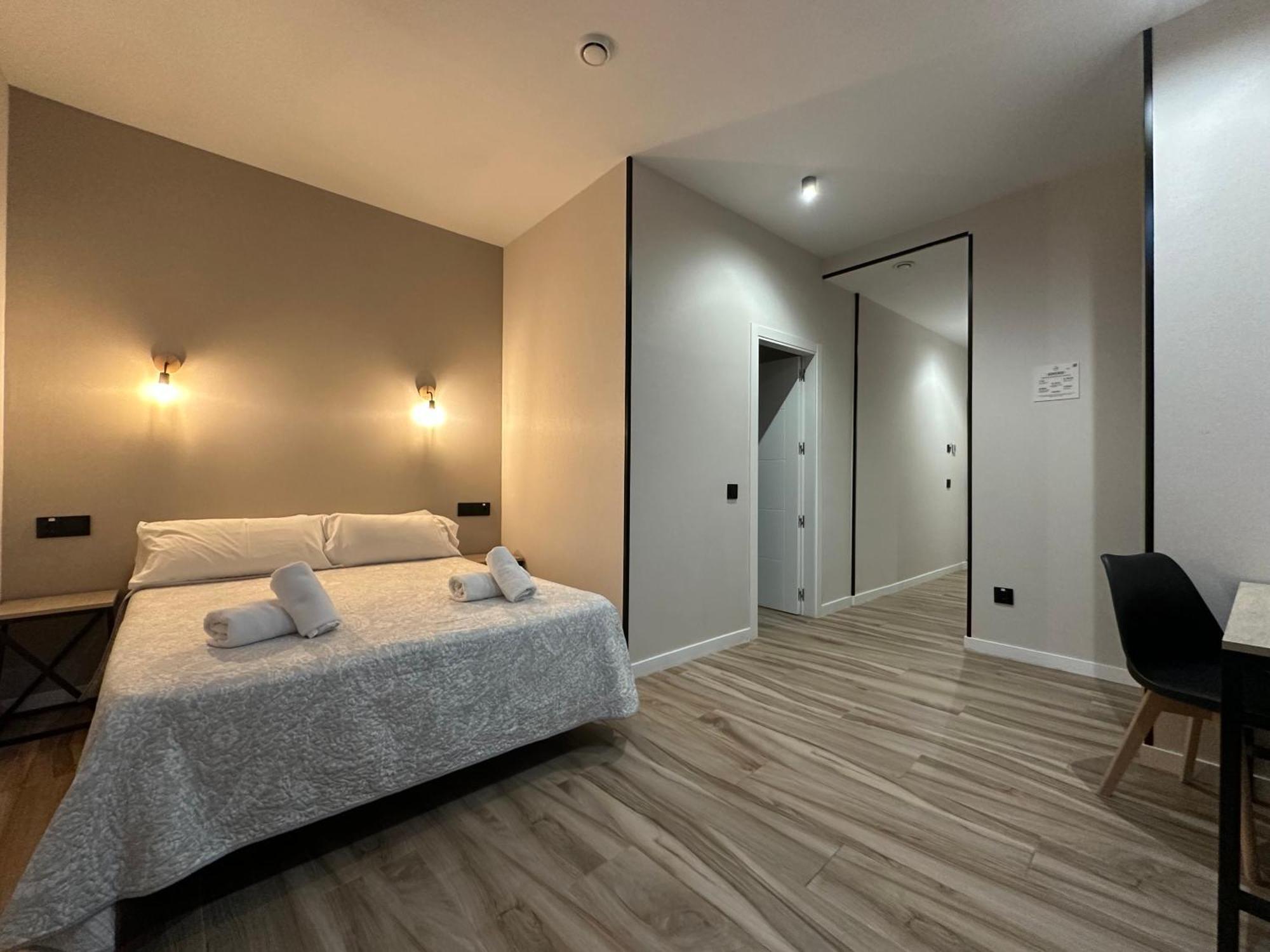 Cc Opera Suites Madrid Buitenkant foto